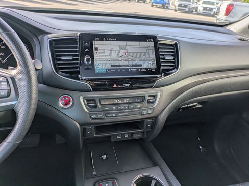 Certified 2024 Honda Ridgeline TrailSport image 28