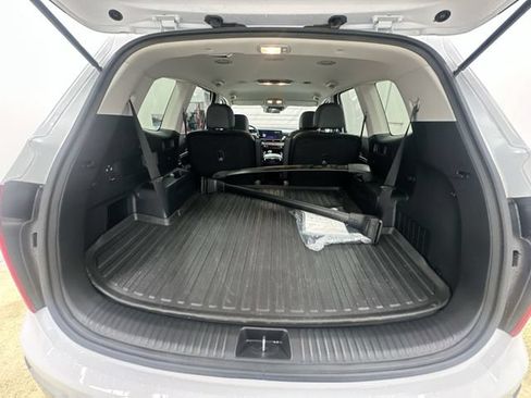 Certified 2024 Kia Telluride S FWD image 21