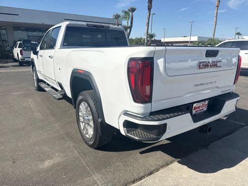 Certified 2020 GMC Sierra 2500 Denali w/ Denali Ultimate Package AWD/4WD image 30