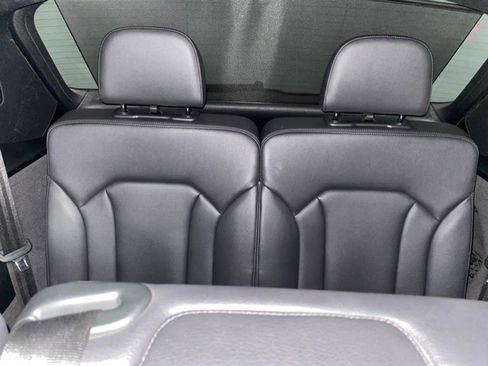 Used 2019 Audi Q7 3.0T Prestige w/ Prestige Package image 44