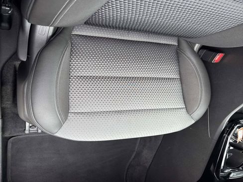 Used 2024 Chevrolet Trax LT image 15