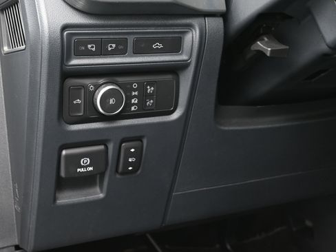 Used 2022 Ford F150 Lariat image 23