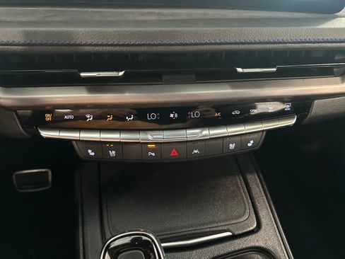 Certified 2024 Cadillac XT4 Sport AWD/4WD image 16