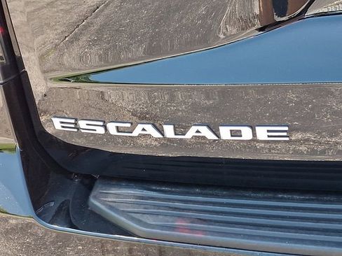 Certified 2023 Cadillac Escalade Premium Luxury AWD/4WD image 33
