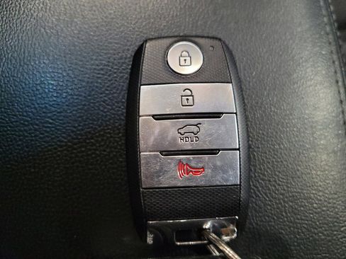 Used 2019 Kia Sorento EX AWD/4WD image 32