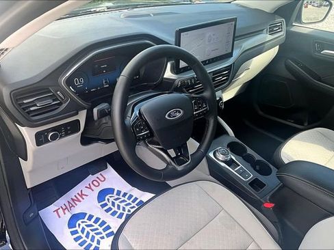 Used 2024 Ford Escape Active w/ Tech Pack #2 FWD image 13