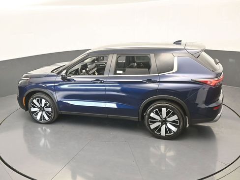 New 2026 Mitsubishi Outlander SE image 59