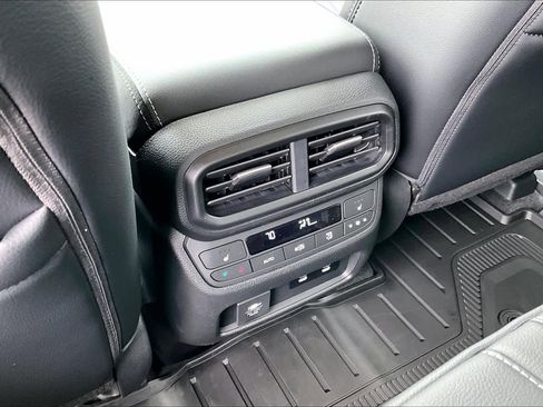 New 2026 Honda Pilot Elite image 16