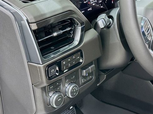 New 2026 GMC Yukon Elevation w/ Elevation Premium Package AWD/4WD image 10