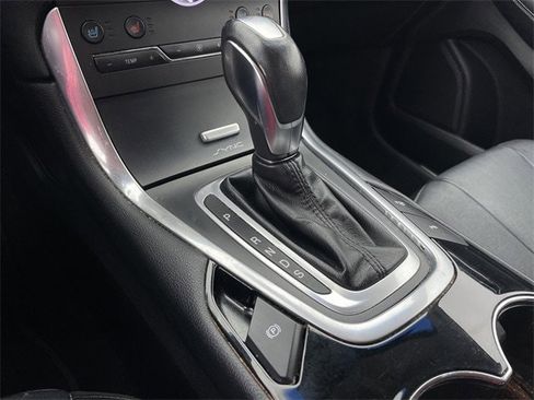 Used 2015 Ford Edge Titanium w/ Equipment Group 302A image 20