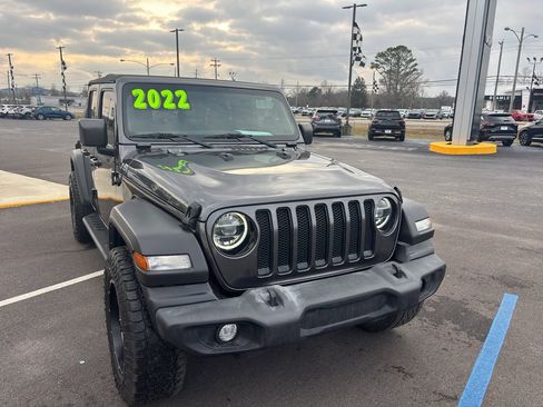 Used 2022 Jeep Wrangler Unlimited Sport image 4