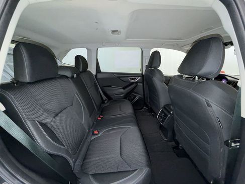 Used 2021 Subaru Forester Premium image 16