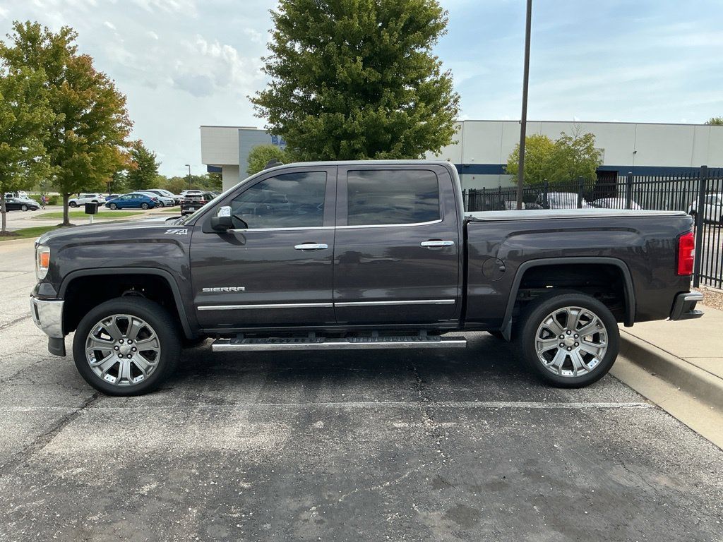 Used 2015 GMC Sierra 1500 SLT w/ SLT Crew Cab Value Package AWD/4WD image 5