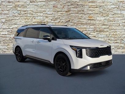 New 2026 Kia Carnival SX