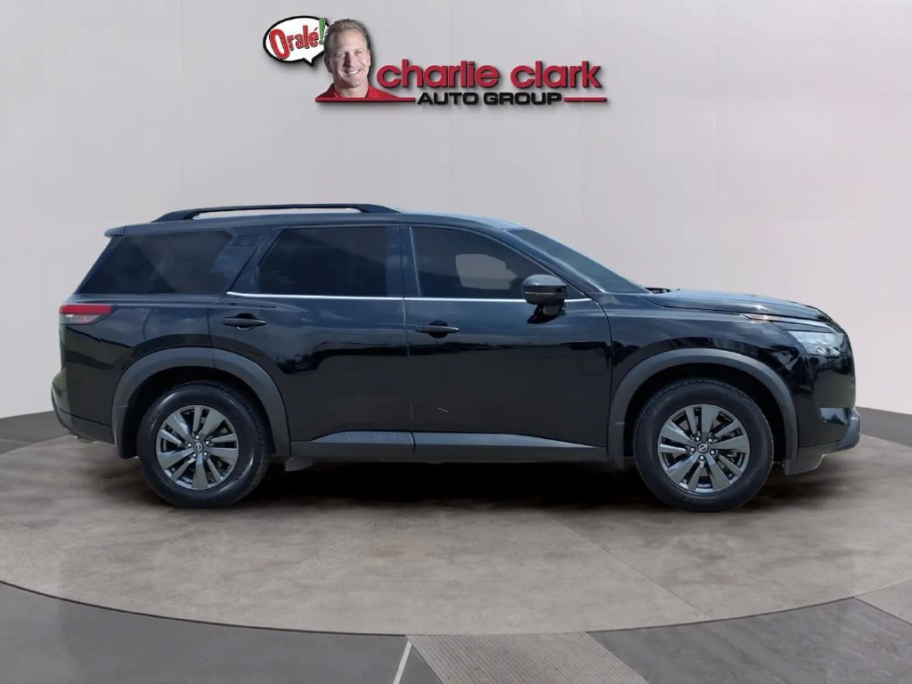 Used 2024 Nissan Pathfinder SV w/ Black Appearance Package FWD image 7