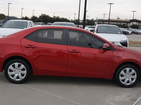 Used 2016 Toyota Corolla S image 4