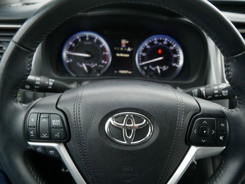 Used 2016 Toyota Highlander Limited image 23