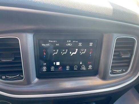 Used 2022 Dodge Charger SXT image 14