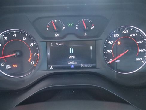 Used 2018 Chevrolet Camaro LT w/ RS Package image 19