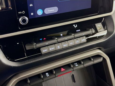 New 2026 Toyota Tundra SR5 AWD/4WD image 15