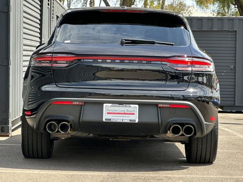 Certified 2026 Porsche Macan AWD/4WD image 7