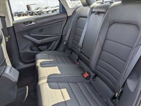 Used 2021 Volkswagen Jetta SE FWD image 20