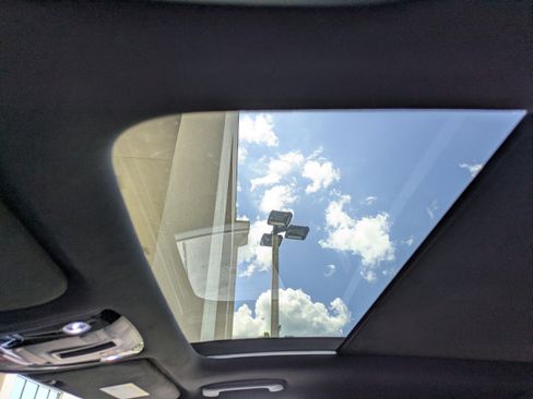 Used 2025 Kia Sorento SX Prestige image 20