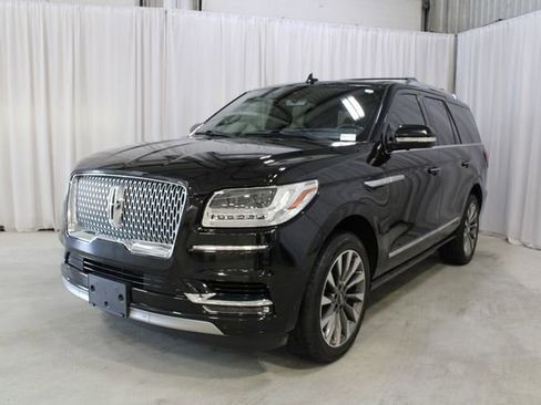 Used 2020 Lincoln Navigator Reserve w/ Luxury Package AWD/4WD image 38