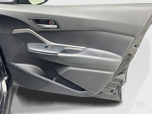 Used 2021 Toyota C-HR LE FWD image 48
