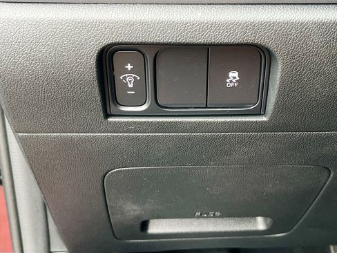 Certified 2025 Kia Sorento S w/ Panoramic Sunroof Package image 20