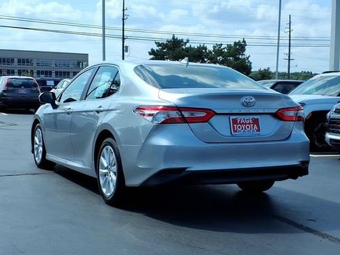 Certified 2020 Toyota Camry LE FWD image 6
