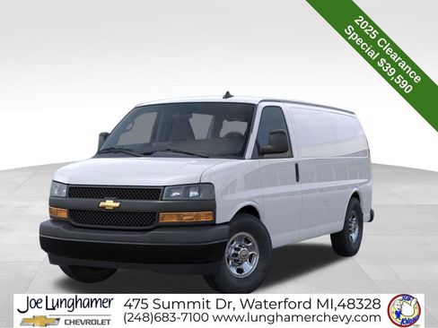 New 2025 Chevrolet Express 2500 Work Van w/ Driver Convenience Package image 7