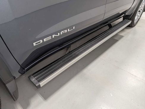 Used 2021 GMC Sierra 1500 Denali w/ Denali Ultimate Package image 13
