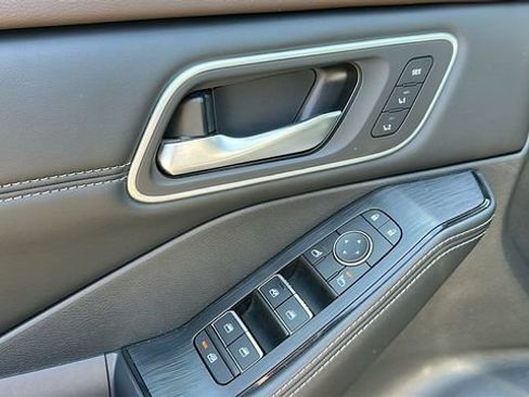 Certified 2021 Nissan Rogue SL AWD/4WD image 9