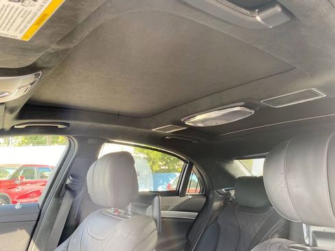 Used 2016 Mercedes-Benz S 550 4MATIC Sedan image 24