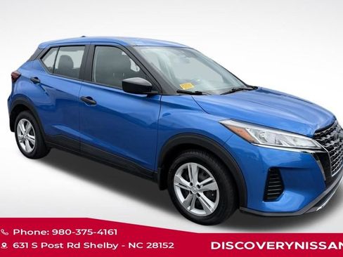 Used 2024 Nissan Kicks S FWD image 2