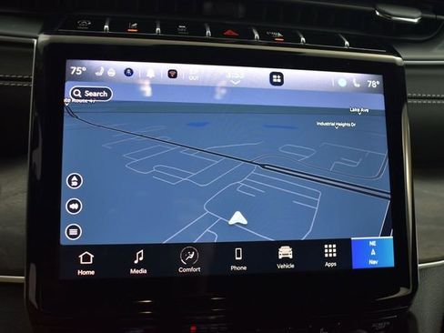 New 2025 Jeep Grand Cherokee L Limited w/ Black Appearance Package image 24