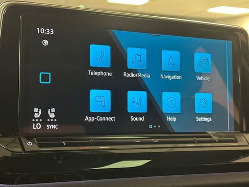 New 2025 Volkswagen Atlas SEL Premium R-Line image 19