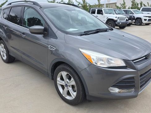 Used 2014 Ford Escape SE w/ Equipment Group 201A FWD image 7