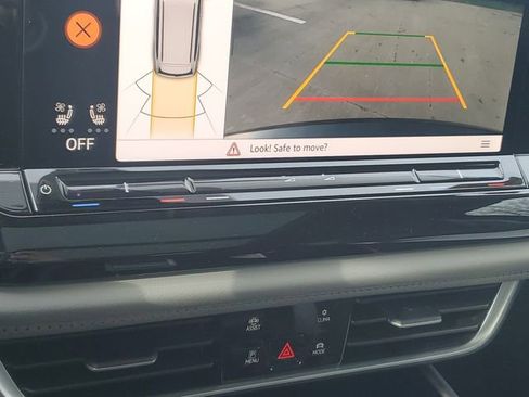 New 2026 Volkswagen Atlas Peak Edition image 29