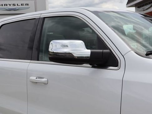 Used 2025 RAM 1500 Tungsten AWD/4WD image 2