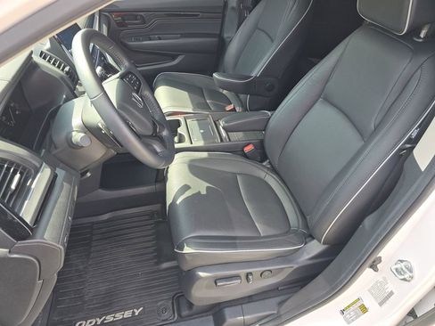 Used 2025 Honda Odyssey Touring image 31