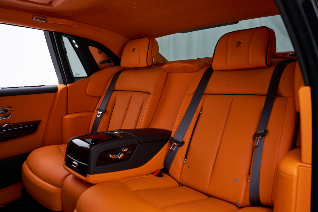 Used 2026 Rolls-Royce Phantom Sedan RWD image 67
