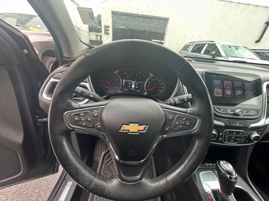 Used 2018 Chevrolet Equinox Premier FWD image 13
