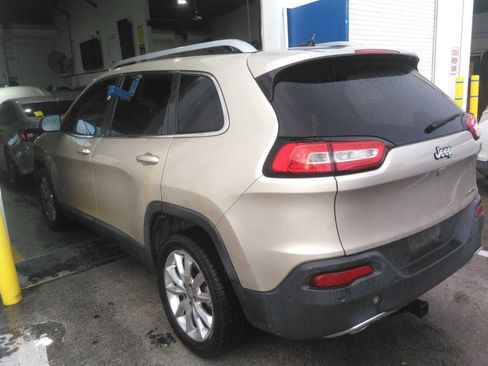 Used 2015 Jeep Cherokee Limited w/ Luxury Group FWD image 4