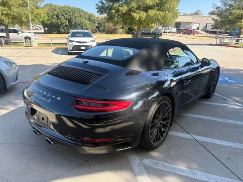 Used 2017 Porsche 911 Carrera S RWD image 4