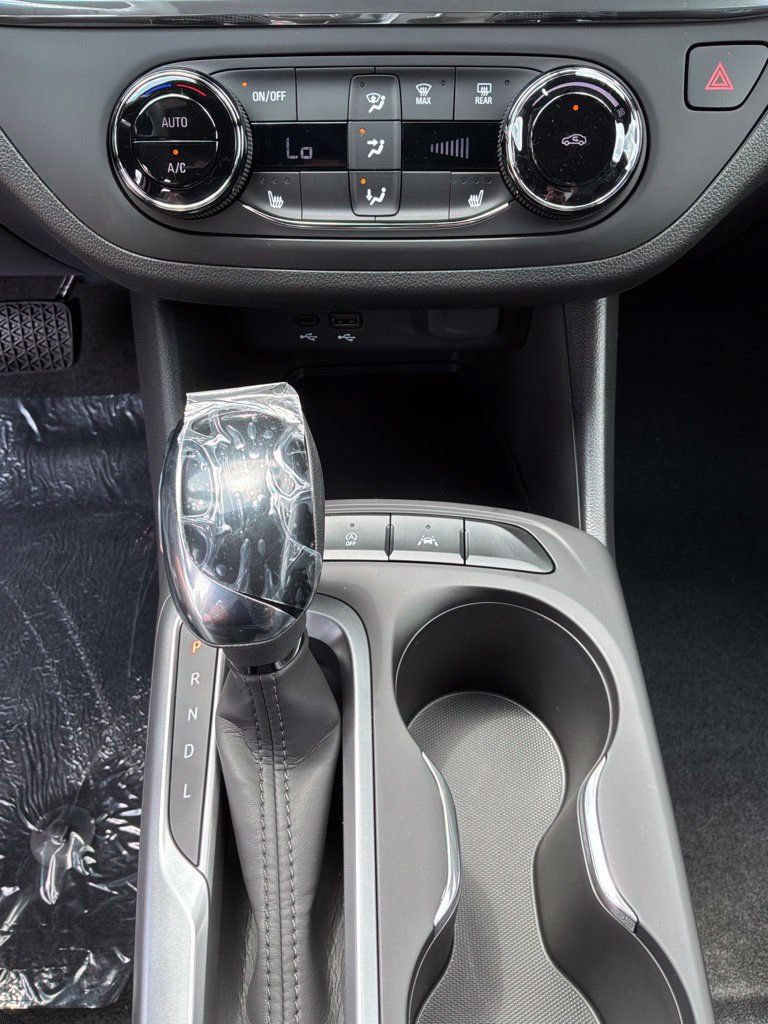 New 2026 Buick Envista Sport Touring w/ Convenience I Package FWD image 22