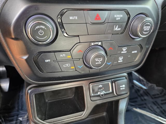 Used 2021 Jeep Renegade Latitude w/ Convenience Group FWD image 26
