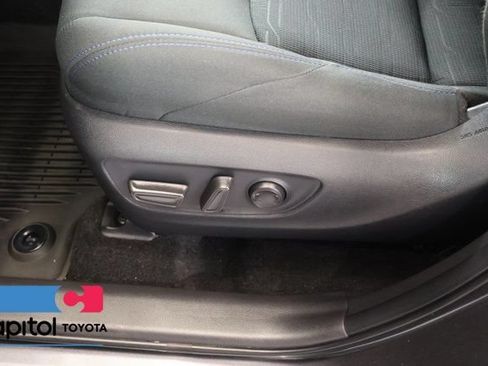 Certified 2025 Toyota RAV4 SE w/ Convenience Package AWD/4WD image 13