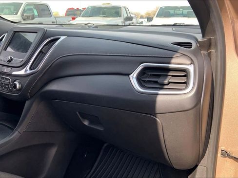 Used 2019 Chevrolet Equinox LT image 19
